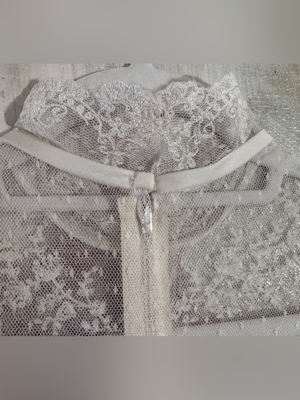 1980 HAND SEWN VTG French Lace Sleeved • Full Length Silk Wedding Dress • SMALL - Picture 10 of 16